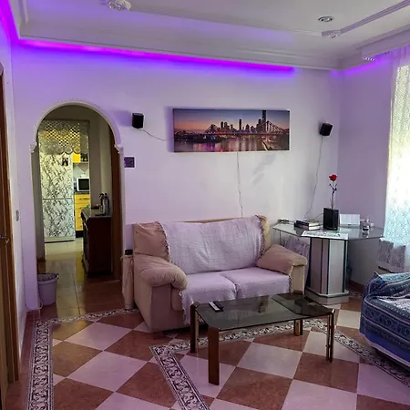 En Piso Compartido En Capital * Málaga